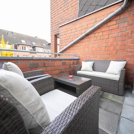 Studio Shiny - Zentral Mit Balkon - Messe - Kueche Neuss Extérieur photo